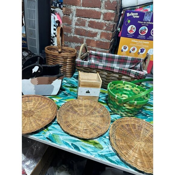 Lot of 9 Wooden / Wicker decorative baskets - Picture 1 of 12